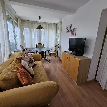 Estudio Miramar Playa 8 If アパート ベニドルム